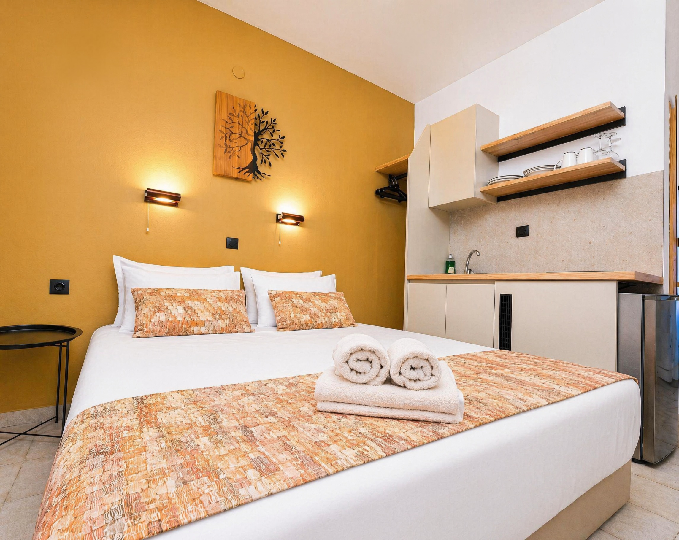Superior Deluxe Double or Twin Room — detail 1